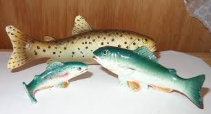 2 OLD VINTAGE MINIATURE PORCELAIN FISH FIGURINES & 1 RAINBOW ...