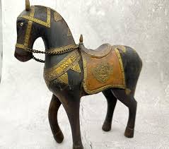 Carved Wooden Horse Statue 50s Style. Vintage. - Etsy