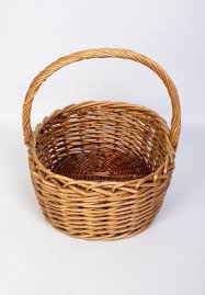 Large Handwoven English Wicker Basket C.1950 For Sale at 1stDibs
