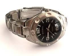 RAVINIA QUARTZ MANS WRIST WATCH 701505 RUNS ...