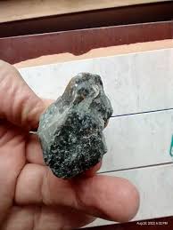 Natural Rough Emerald Beautiful Green 80 grams | eBay