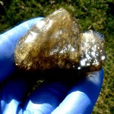 310 Crt Libyan Desert Glass (super Green Dark Blish Inside ...