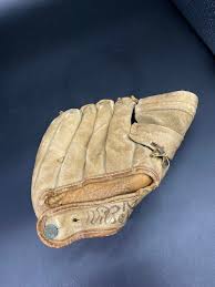 Wilson A2375 Luis Aparicio Signature Baseball Glove ...