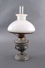 Sold at Auction: Petroleumlampe um 1900