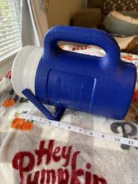 Igloo USA Wix Filters 1/2 Gallon Insulated Drink Cooler ...