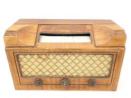 Lot - Vintage Westinghouse Wood Case Radio Model N-202