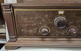 Vintage 1920's, KIng? Brand, 6 Tube (3 Missing) Coffin Radio, Model E-Un-Test | eBay