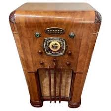 Vintage Mid Century Tube Radio by Curtis Mathes w/ bluetooth at 1stDibs | curtis mathes console tv, curtis mathes console stereo value, curtis mathes stereo