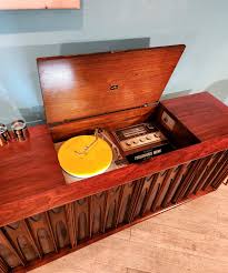 Record Player 1966 RCA Vista Finlandia Console: MCM Radio Vinyl Albums - Refinished - Etsy