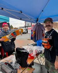 the rain has cleared up and it's YARD SALE TIME! 💕 Come on down from now until 3pm & enjoy the yard sale - also pop into Place Des Art for French
