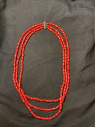 VINTAGE NAVAJO 3 STRAND CORAL STERLING SILVER NECKLACE “REAR ...