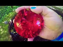 REAL GIANT RUBY GEM BIRTHSTONE FOUND AT THE WISHING WELL ...