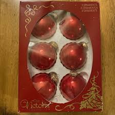 Vintage Red Ball Christmas Ornaments The Victoria Collection ...