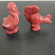 Red Chicken Salt and Pepper Shaker Set Farmhouse Retro Decor ...