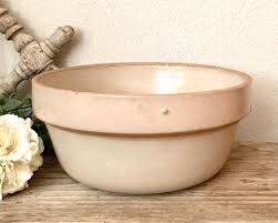 Vintage Stoneware Pottery Serving Bowl 10 1/2” Wide Holds 12 ...