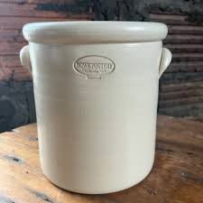 Hand thrown 1 gallon stoneware crock- Drift White