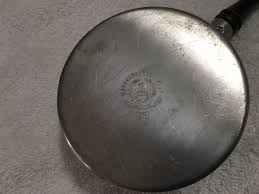 VTG Woodbury Pewterers Small Pot Wooden Handle Spout Butter Sauce Warm Melting | eBay