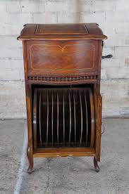 Antique Regina Number 40 Quartersawn Serpentine Oak Console Music Box 77 Discs