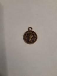 NEW Vintage Queen Elizabeth The Second Brass Pendant Medal USA FAST SHIP | eBay Australia