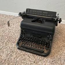 1939 Remington Rand KMC Typewriter - Antique Typewriter for Sale in Gilbert, AZ - OfferUp
