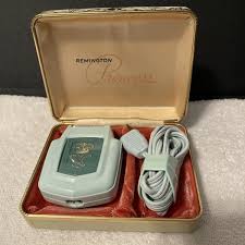 Vintage 1960s Women's Remington Princess Teal Electric ...