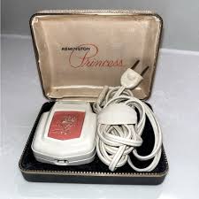 Remington | Other | Vintage Womens Electric Razor Remington ...