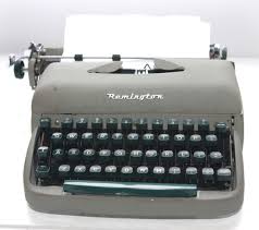 Vintage 1956 Remington Travel Riter? Typewriter, Original CaseGreen Keys Holland | eBay