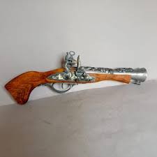 Right Handed 1825 Non-firing Aged Italian/pirate's ...