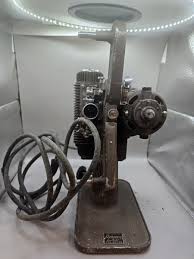 Vintage 1946 Revere Camera Co. Model 85 8mm Projector And ...