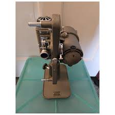 Vintage Revere 8mm Model 85 Movie Projector. For Sale at ...