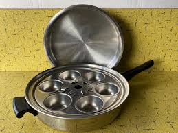 AMWAY QUEEN Brand 6 Egg Poacher / 8C Skillet Pan - Multi Ply 18/8 Stainless Steel - Made in Canada - Waterless Cook Ware - VG+++ Beauty!!! - Etsy