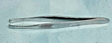 Maybelline Expert Eyes SQUARE TIP TWEEZER Flat Wide Grip Eye ...