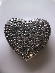 Brilliant and Bold Diamond Heart-shaped Pave Style Slider ...