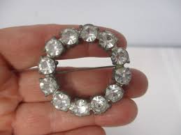 VINTAGE SPARKLY RHINESTONE CRYSTAL OPEN CIRCLE BROOCH PIN | eBay