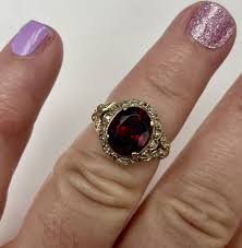 14K Yellow Gold Vintage Oval Garnet Fashion Ring Size 6.5 | eBay