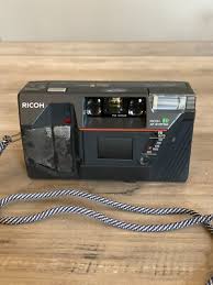 Vintage 1985 Ricoh AF-70 Pocket 35mm Camera W/Case Inst ...
