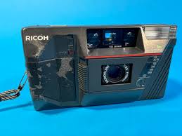 Ricoh AF-70 35mm (Point & Shoot) - Black Lab Imaging