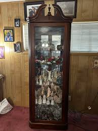 Corner curio cabinet