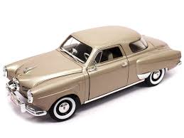 1/18 Road Signature 1950 Studebaker Champion (Golden Tan ...