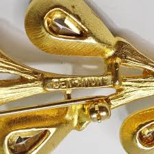 Gold Synthetic Stone Flower Brooch – Vintage by Misty