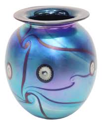 Sold at Auction: ROBERT EICKHOLT IRIDESCENT ART GLASS VASE, 1998