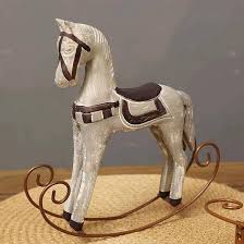 Rocking Horse Christmas Decoration Resin Iron Bookshelf Ornament Table Decoration : Amazon.ca: Home
