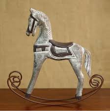 Amazon.com: URToys 1Pcs Retro Wooden Crafts Rocking Horse Desk Decor Balance Art Figurines Home Office Decor DIY Bar Living Room Ornament Kids Toys 3 Colors : Home & Kitchen