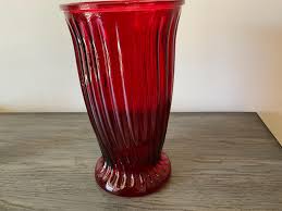 Vintage Glass Red Ribbed Vase 12” - Etsy