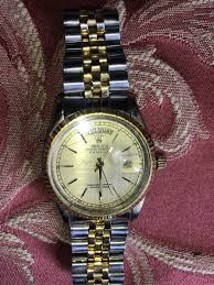 Can someone help me identify this as real or not thank you . : r/rolex