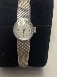 Vintage Gruen women's watch 17 Jewels 10 karat gold filled ...