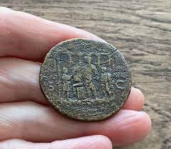 ROMAN. CALIGULA. (37-41 A.D). BRASS SESTERTIUS ...