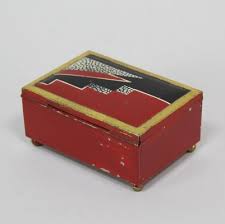 Box Art in Metal for sale at Pamono