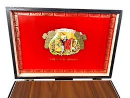 Romeo y Julieta Cigar Box Phone Amplifier, Acoustic iPhone ...