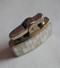 Discover 30 Quirks of A Vintage Nature and Decanter Labels ...